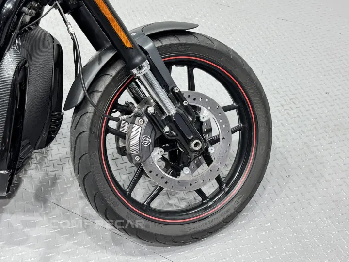 V-ROD 10TH ANNIVERSARY EDITION VRSCDX