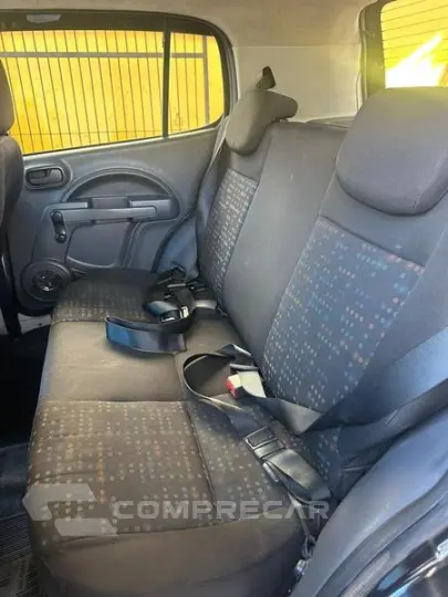 UNO 1.0 VIVACE 8V FLEX 4P MANUAL