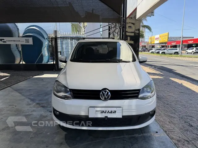 FOX - 1.6 MI 8V 4P MANUAL