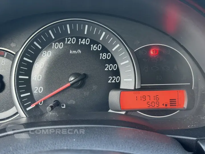 MARCH 1.6 SV 16V FLEX 4P MANUAL