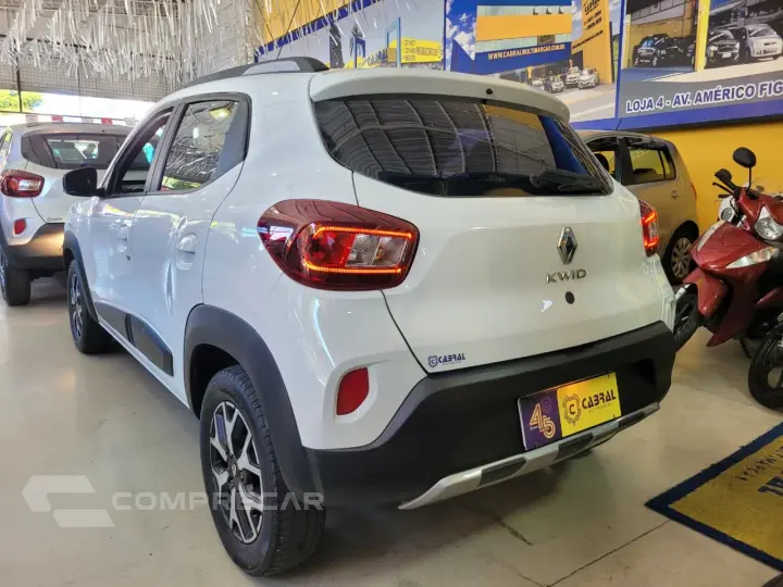 Kwid KWID OUTSIDER 1.0 Flex 12V 5p Mec.