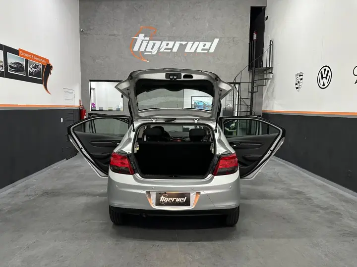 Onix 1.4 Mpfi Lt 8V Flex 4P Manual