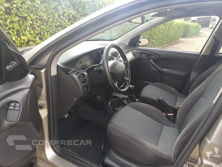 FOCUS 1.6 8V