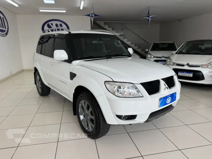 PAJERO TR4 2.0 4X2 16V 140CV FLEX 4P AUTOMÁTICO