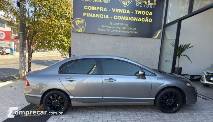 Civic Sed. LXL/LXL SE 1.8 Flex 16V Mec.