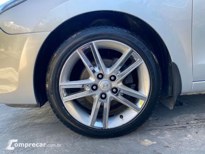 i30 2.0 16V 145cv 5p Mec.