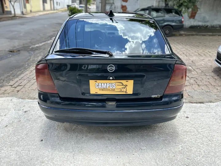 ASTRA 2.0 MPFI GLS 8V