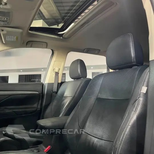 OUTLANDER 2.0 16V 160cv Aut.