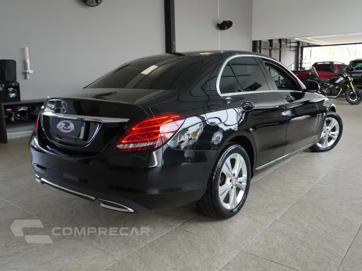 C 180 1.6 CGI AVANTGARDE 16V TURBO GASOLINA 4P AUTOMÁTICO