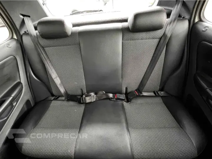 FOX 1.6 MI ROCK IN RIO 8V FLEX 4P MANUAL