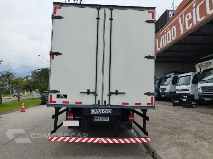 Constellation 17.190 + Baú