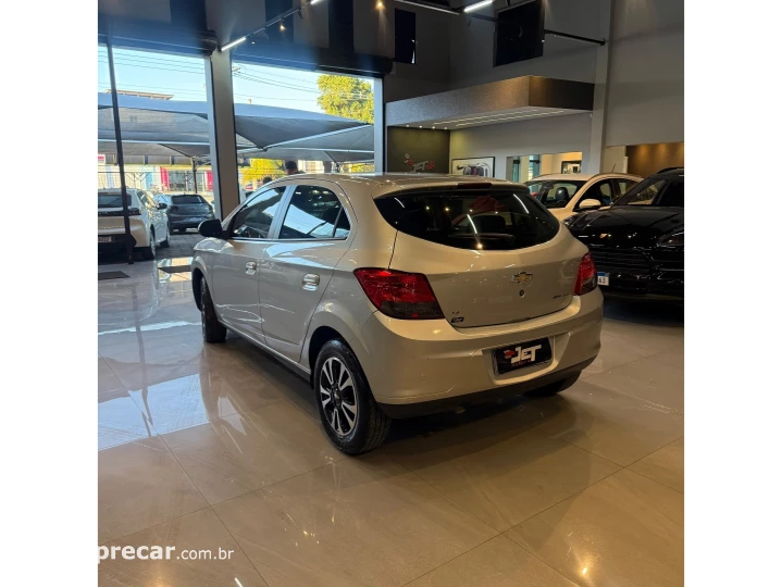 ONIX 1.4 MPFI LTZ 8V FLEX 4P MANUAL