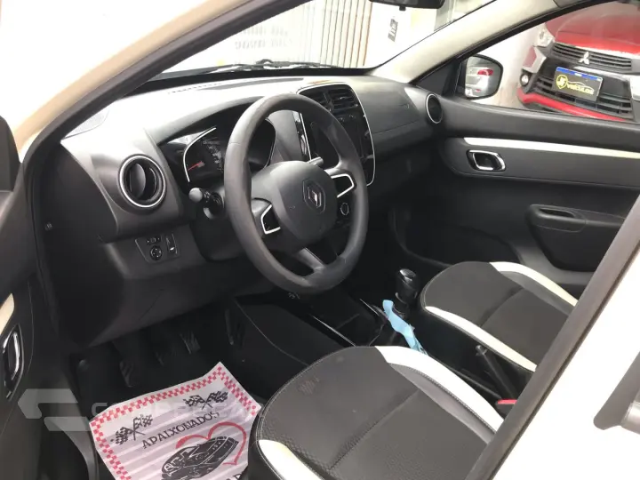 KWID 1.0 12V SCE Intense