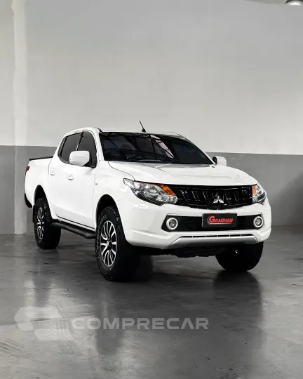 L200 TRITON 2.4 16V Turbo Sport GLX CD 4X4