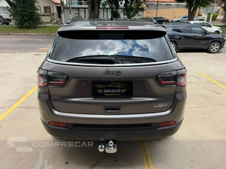 Compass 2.0 16V Flex Longitude Automático