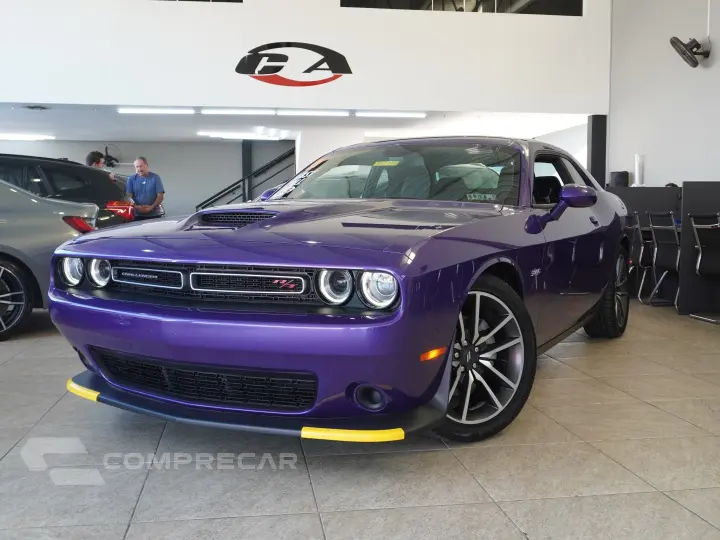 CHALLENGER 5.7 V8 HEMI GASOLINA R/T TORQUEFLITE