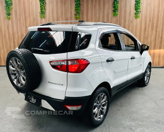 ECOSPORT 1.6 Freestyle 8V