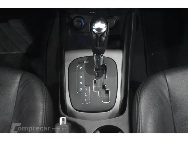 I30 - 2.0 MPFI GLS 16V 4P AUTOMÁTICO