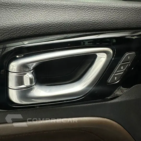 Commander Overland T270 1.3 TB Flex Aut.