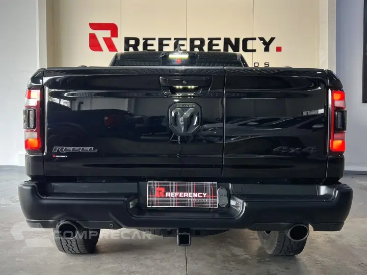 1500 5.7 V8 GASOLINA REBEL CD 4X4 AUTOMÁTICO