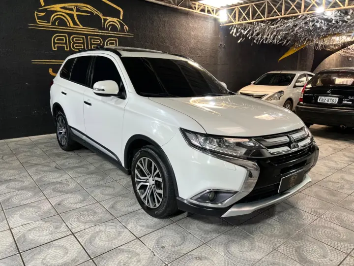 OUTLANDER 2.2 4X4 16V DIESEL 4P AUTOMÁTICO