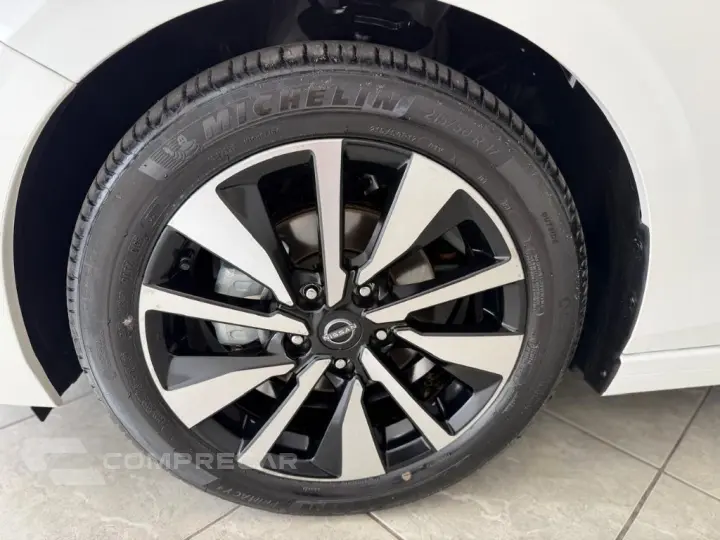 Sentra Exclu. Int. Premium 2.0 16V Aut.