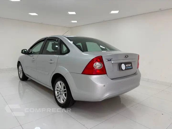 FOCUS 1.6 SE Sedan 16V