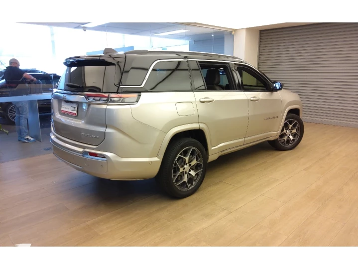 COMMANDER 2.0 TD380 TURBO DIESEL OVERLAND AT9