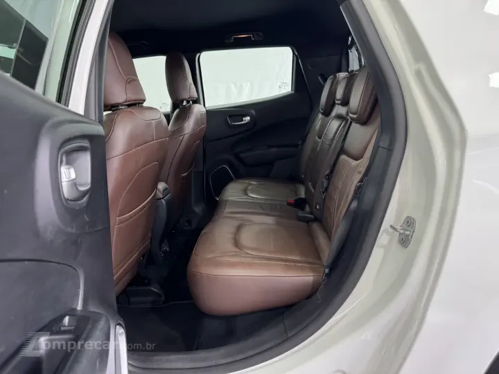 TORO 2.0 16V Turbo Ranch 4WD AT9