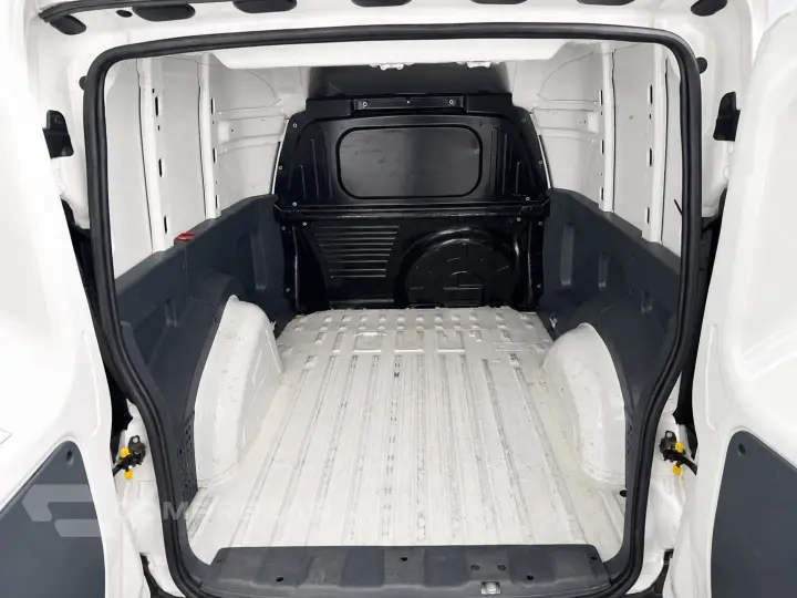 FIORINO 1.4 MPI FURGÃO ENDURANCE 8V FLEX 2P MANUAL
