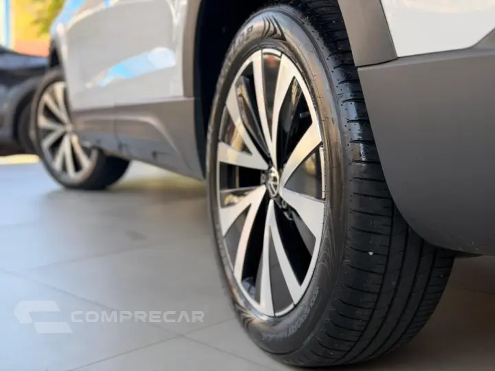 TAOS 1.4 250 TSI TOTAL FLEX HIGHLINE AUTOMÁTICO
