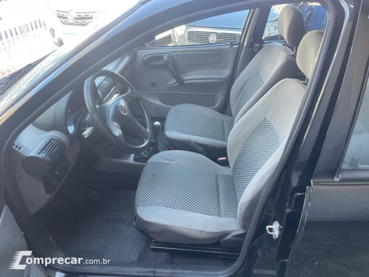 CORSA 1.0 MPFI Classic Sedan Life 8V
