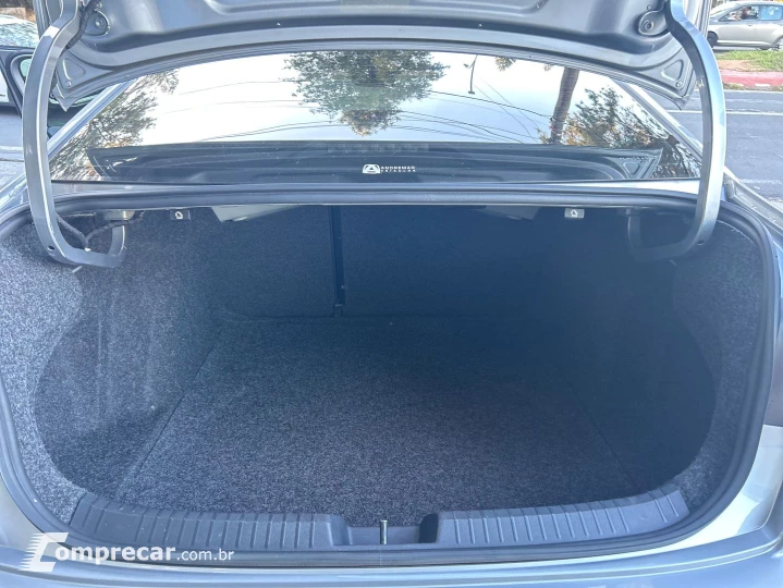 Jetta 1.4 250 Tsi Total Flex Comfortline Tiptronic