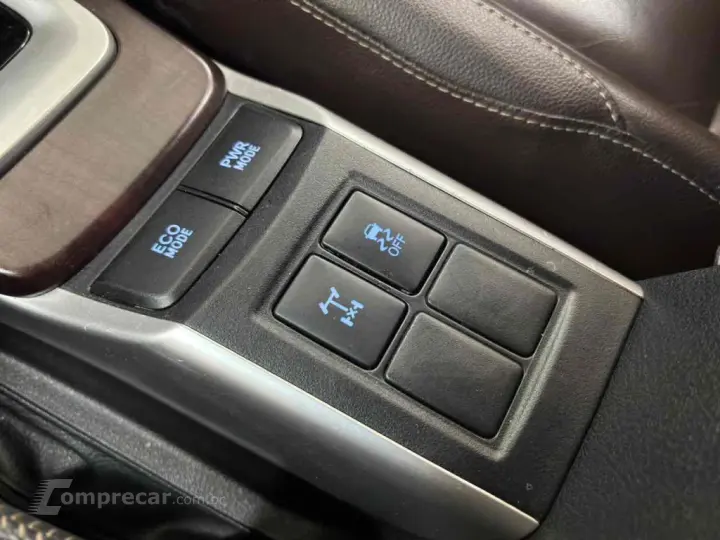 HILUX SW4 2.8 SRX 4X4 16V TURBO INTERCOOLER DIESEL 4P AUTOMÁ