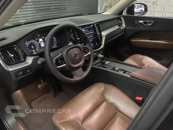 Xc60 2.0 D5 Diesel Momentum Awd Geartronic