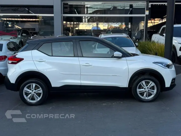 KICKS Active S 1.6 16V Flex Aut.