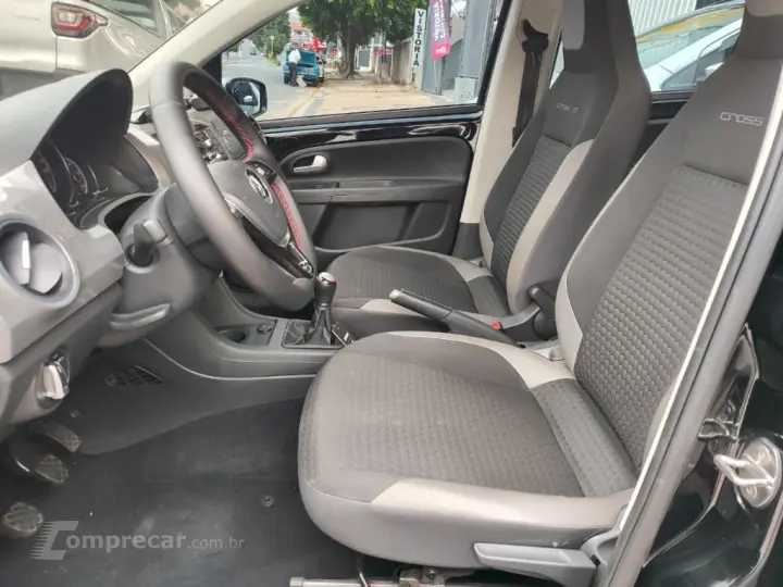 up! cross 1.0 TSI Total Flex 12V 5p