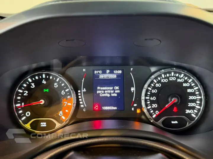 Renegade 1.8 16V Flex 4P Automático