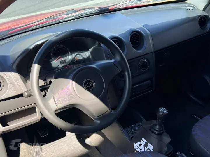 CELTA 1.0 MPFI Life 8V