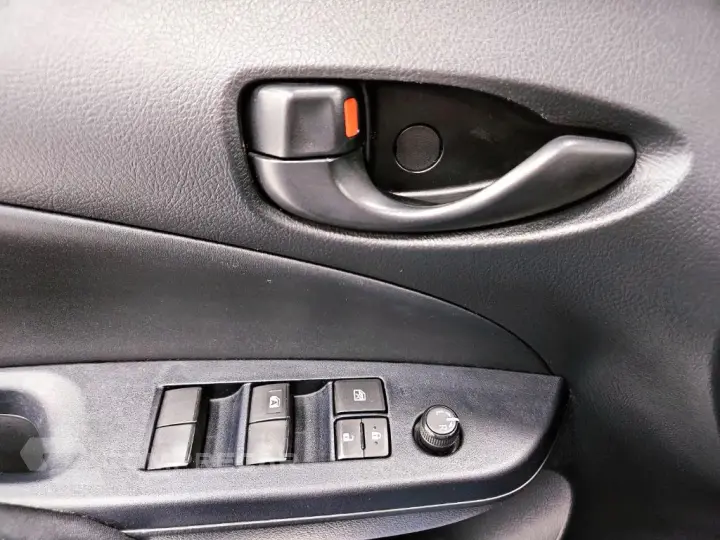 YARIS XL Sedan 1.5 Flex 16V 4p Aut.