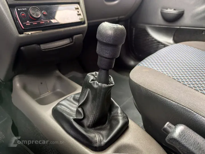 CLASSIC 1.0 MPFI LS 8V FLEX 4P MANUAL