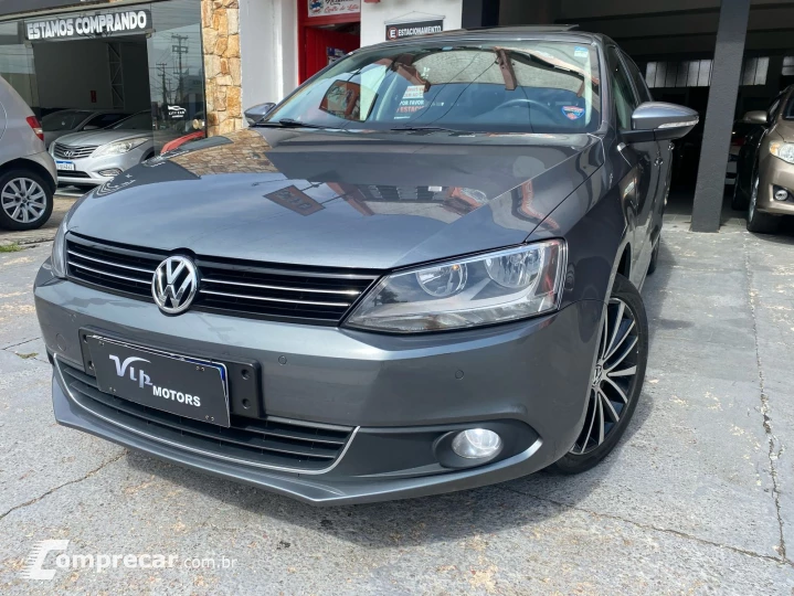 JETTA 2.0 TSI Highline 211cv