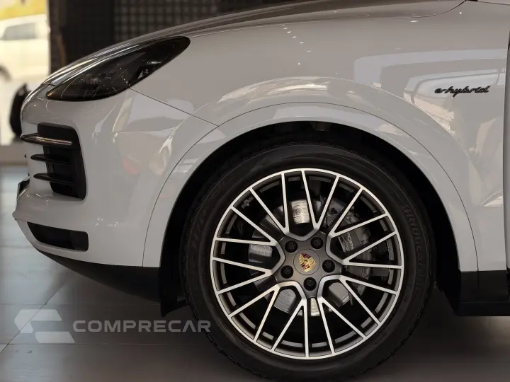 CAYENNE 3.0 V6 E-HYBRID COUPÉ PLATINUM EDITION AWD TIPTRONIC