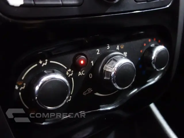 SANDERO - 1.0 EXPRESSION 16V 4P MANUAL