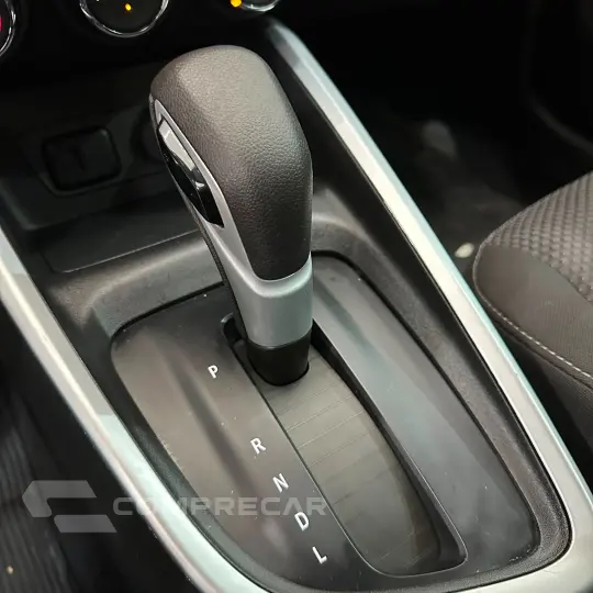 ONIX SEDAN Plus LTZ 1.0 12V TB Flex Aut.