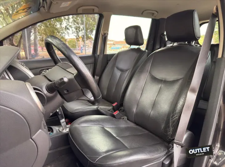 LIVINA 1.8 SL X-GEAR 16V FLEX 4P AUTOMÁTICO