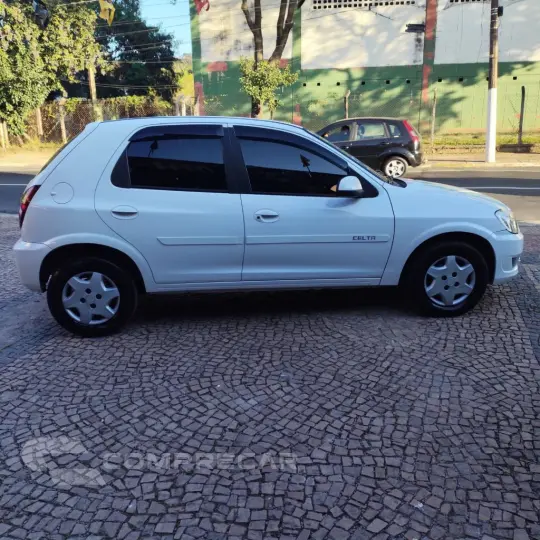 Celta Spirit/ LT 1.0 MPFI 8V FlexP. 5p