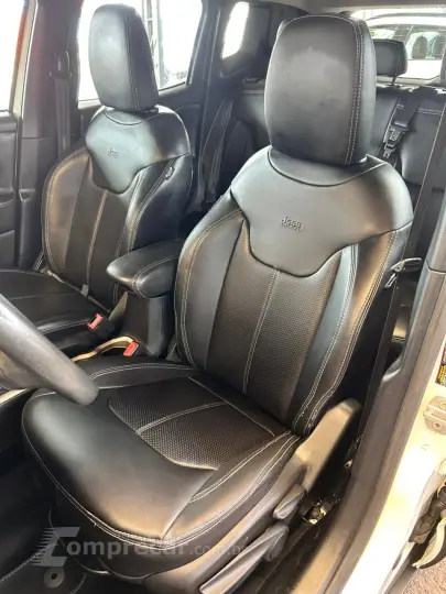 Renegade Longitude 1.8 4x2 Flex 16V Aut.