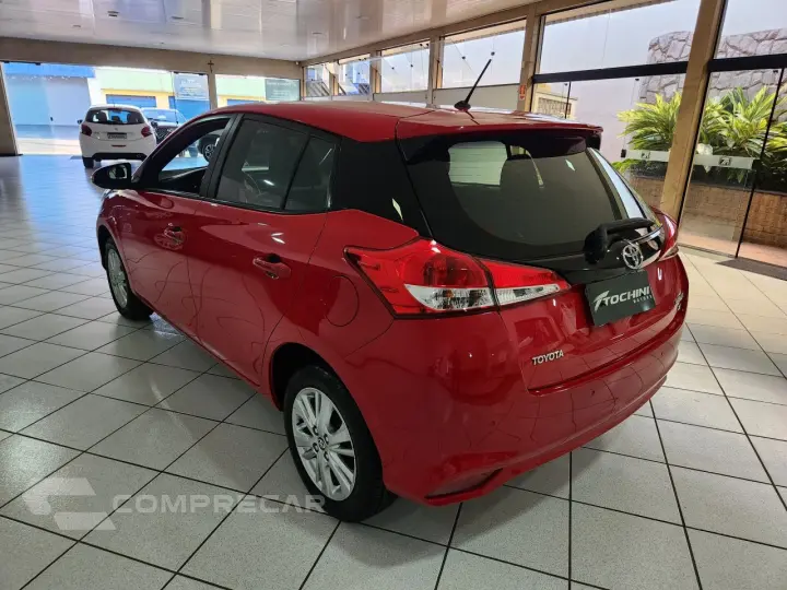 Yaris Hatch 1.3 16V 4P FLEX XL PLUS TECH MULTIDRIVE AUTOMÁTI
