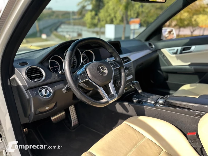C 63 AMG 6.2 V8 Touring
